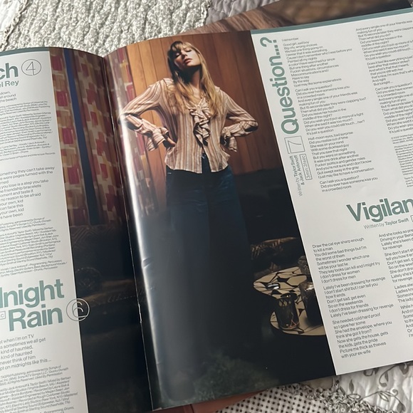 Limited Edition Taylor Swift Midnights Vinyl - Picture 4 of 7